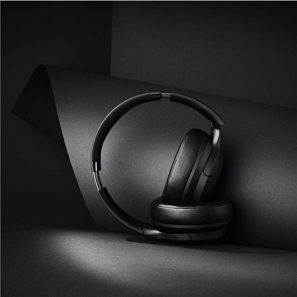 Alex Varga Utopia Active Noise-Cancelling Bluetooth Headphones - Image 10